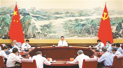 8月24日，中共中央總書記、國家主席、中央軍委主席習近平在中南海主持召開經(jīng)濟社會領域專家座談會并發(fā)表重要講話。新華社記者 李學仁 攝