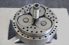 ABB機(jī)器人IRB4600齒輪箱減速機(jī)漏油維修