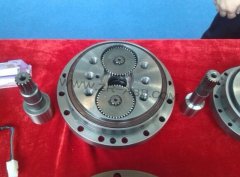 ABB機(jī)器人減速機(jī)漏油的常見故障和維修技巧