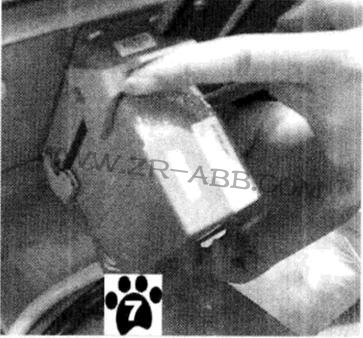 ABB機(jī)器IRB6640本體與控制柜連接的操作