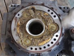 那科機(jī)器人減速機(jī)油封損壞漏油維修