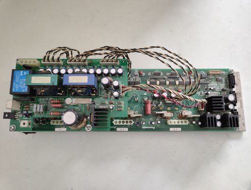Panasonic松下機(jī)器人放大器板ZUEP54723電壓異常維修
