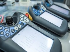 ABB機(jī)器人示教器通電無反應(yīng)維修