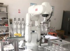 ABB機(jī)器人平衡缸漏油故障維修